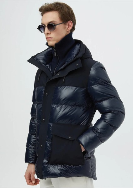 Lacivert Regular Fit Kapüşonlu Casual Dokuma Kaban fırsatları