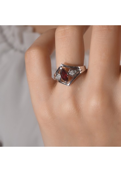 0.68 Karat Pırlanta Garnet Yüzük, Gerçek Pırlanta, Sertifikalı Mücevher modelleri