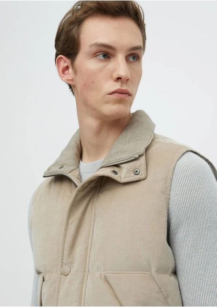 Bej Regular Fit Dik Yaka Casual Dokuma Spor Yelek indirimleri