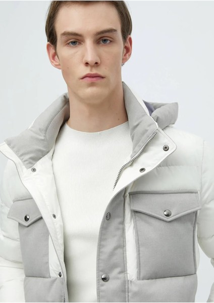 Beyaz Regular Fit Kapüşonlu Casual Dokuma Mont fırsatları