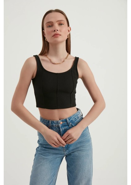 Kadın Scoop Yakalı Temel Askısız Kırpılmış Üst Black fırsatları