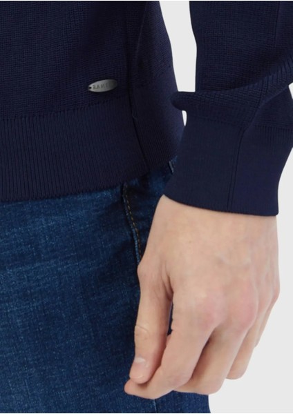 Lacivert Yarım Balıkçı Yaka Jakarlı Triko Kazak indirimleri