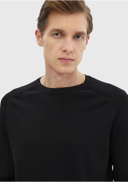 Siyah Bisiklet Yaka Jakarlı Triko Kazak modelleri