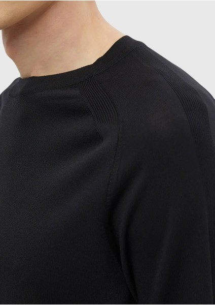 Siyah Bisiklet Yaka Jakarlı Triko Kazak indirimleri