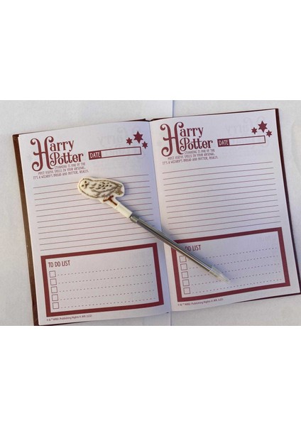 Harry Potter Lisanslı Kalemli Günlük Seti fırsatları