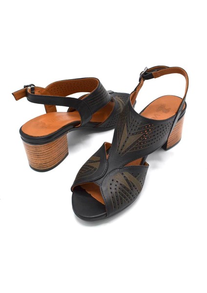 Kadın Topuklu Deri Sandalet Siyah 1857213Y fırsatları