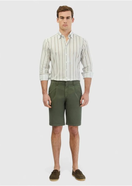 Haki Düz Dokuma Regular Fit Casual Pamuk Karışımlı Bermuda