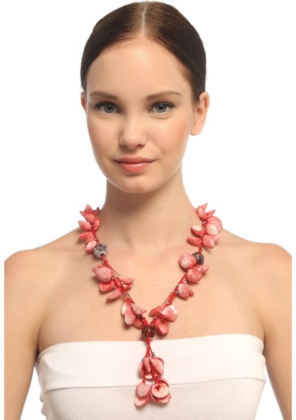 Deniz Kabuğundan Kırmızı Renkli Kolye