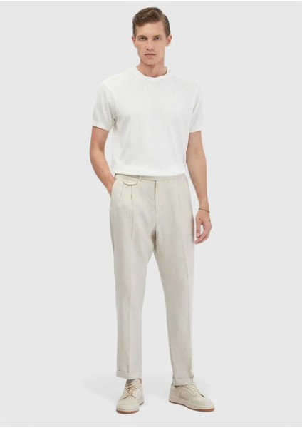 Beyaz Jakarlı Bisiklet Yaka %100 Pamuk T-Shirt fiyatları