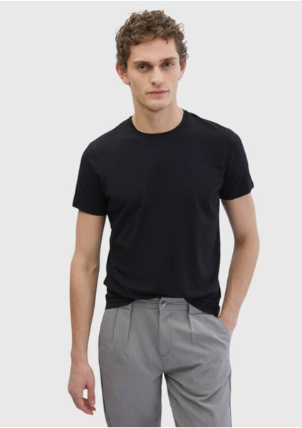 Siyah Düz Bisiklet Yaka Pamuk Karışımlı T-Shirt