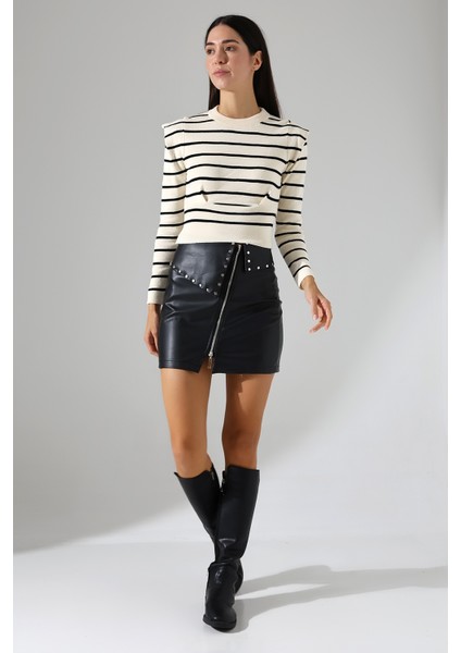 Siyah Deri Zımbalı Mini Etek fiyatları