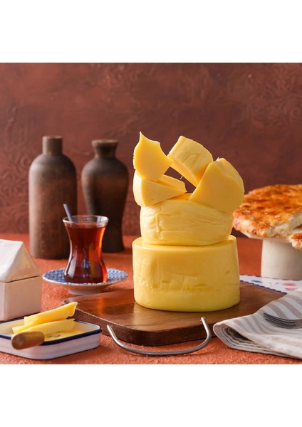 Taze Kars Kaşar Peyniri Şirden Mayalı 2 kg Kaşarcızade fırsatları