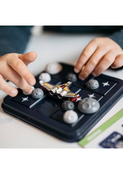 Asteroid Escape Kutu Oyunu