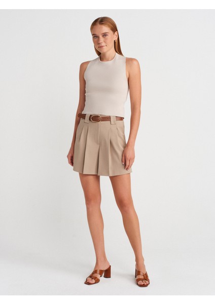 71663 Normal Bel Pili Detaylı Şort-Bej