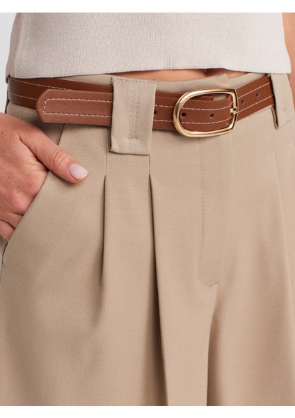 71663 Normal Bel Pili Detaylı Şort-Bej modelleri