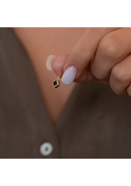 14 Ayar Altın Siyah Renkli Yonca Kolye Ucu fiyatları