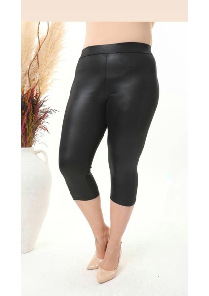 Kadın Büyük Beden Deri Görünümlü Kapri Tayt modelleri