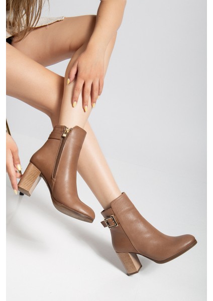 Kadın Hakiki Deri Tokalı Topuklu Bot - Ceviz