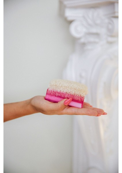 The Touch By Seda Doğal Kabak Lifli Sabun - Gül Aromalı, Cildi Nemlendiren ve Ferahlatan, 100 gr