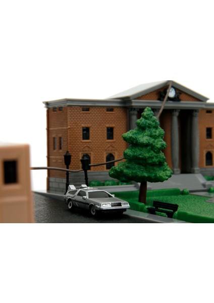 Geleceğe Dönüş Saat Kulesi Nano Sahnesi Diorama Modellemesi