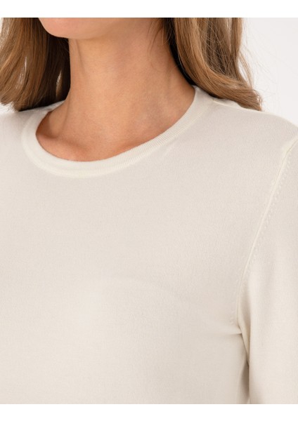 Kadın Ekru Slim Fit Basic Kazak 50310735-VR019