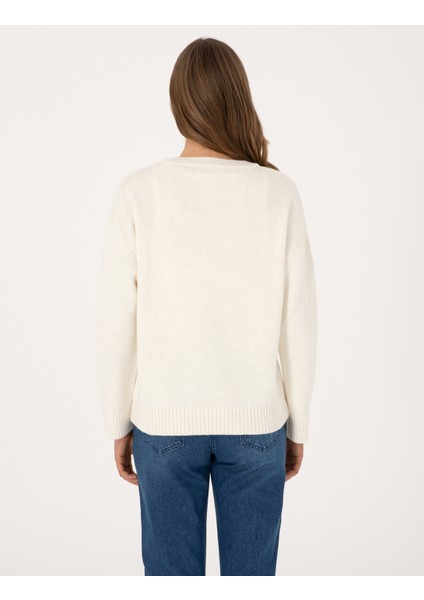 Kadın Ekru Regular Fit Kazak 50310904-VR019 indirimleri