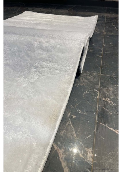 Lüx Post Tavşan Tüyü Peluş Kesme Halı Yolluk Kaymaz Taban Yıkanabilir Yumuşacık Pofuduk Oturma Çocuk Koridor Hol Mutfak Yatak Odası