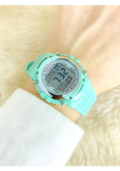 Alarmlı-Işıklı-Kronometreli-5 Atm Su Geçirmez-Hediyelik Çocuk Kol Saati