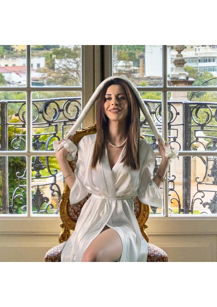 Beyaz Kısa Saten Kimono | Kadın Ipek Sabahlık | Lüks Ev Giyimi & Hediye Seçeneği S modelleri