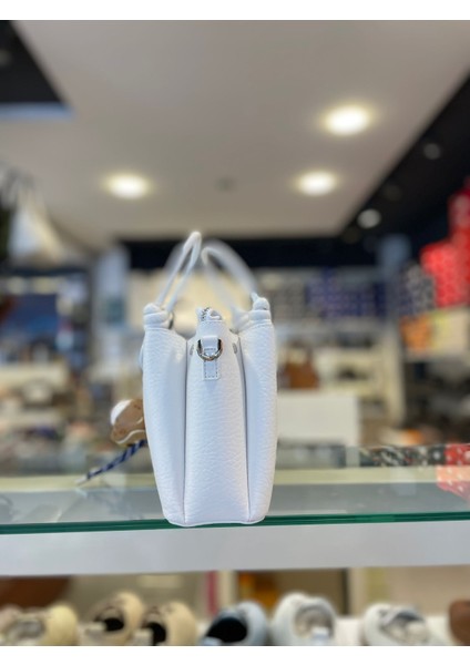 Kadın Vegan Deri Charmlı Küçük Minimal Mini Klasik Günlük Omuz Çantası modelleri