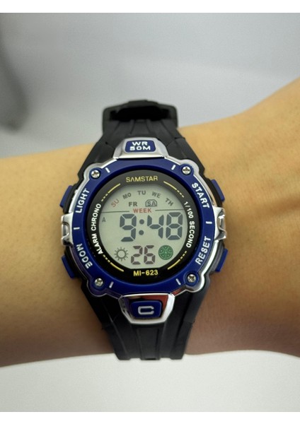 Alarmlı-Işıklı-Kronometreli-5 Atm Su Geçirmez-Hediyelik Çocuk Kol Saati