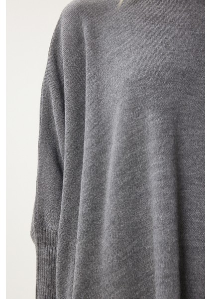 Yandan Yırtmaçlı Oversize Panço Kazak LYY0016 Füme fırsatları