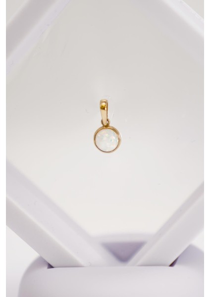 14 Ayar Altın Opal Taşlı Yuvarlak Minimal Kolye Ucu