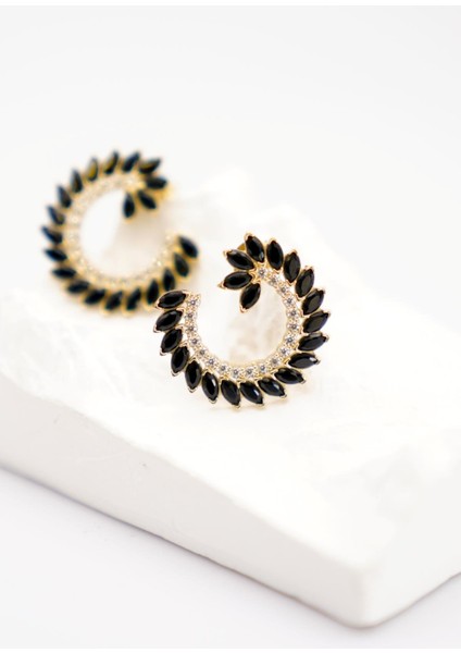 Oniks Taşlı 14 Ayar Altın Spiral Form Küpe | Işıltılı ve Modern Görünüm modelleri