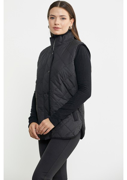 Dik Yaka Cepli Kapitone Yelek - Siyah fırsatları