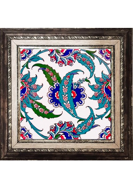 20x20 Cm AC 1 Hançer Yaprak Çerçeveli Kütahya Çini Pano