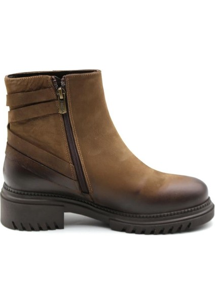 1950860K Kadın Deri Bot modelleri