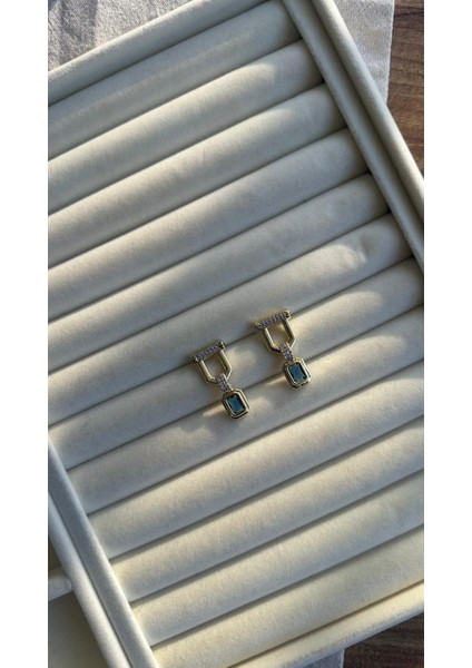 Taşlı Mavi Detay Küpe fiyatları