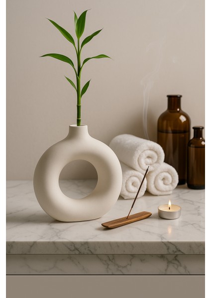 Nordic Tarzı Soyut Halkalı Vazo – Modern Dekoratif Obje fırsatları