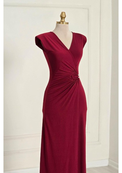 Bordo V Yaka Tokalı Elbise 251622 modelleri