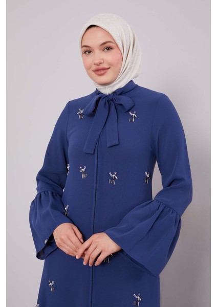 Indigo Fular Detaylı Işlemeli Ferace modelleri