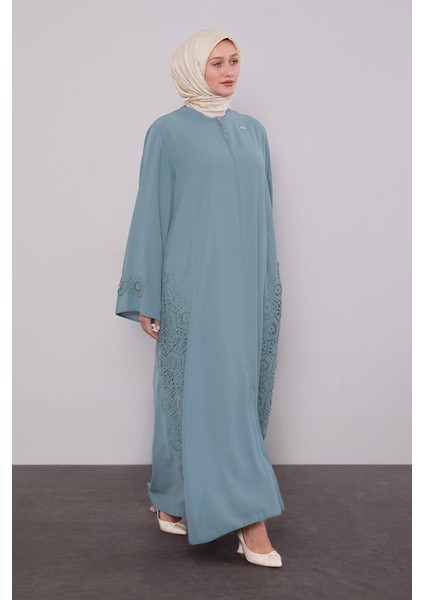 Mint Yeşili Dantel Detaylı Cepli Ferace