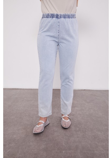 Buz Mavisi Beli Büzgülü Jean Pantolon