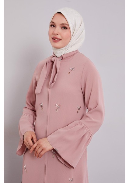 Pudra Fular Detaylı Işlemeli Ferace modelleri