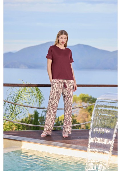 Kadın Desenli ve Dantelli Kısa Kollu Pijama Takımı 25096 indirimleri