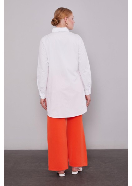 Beyaz Düz Düğme Detaylı Gömlek fırsatları