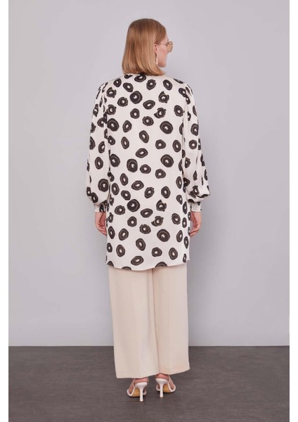 Bej Yuvarlak Desenli Tunik fırsatları