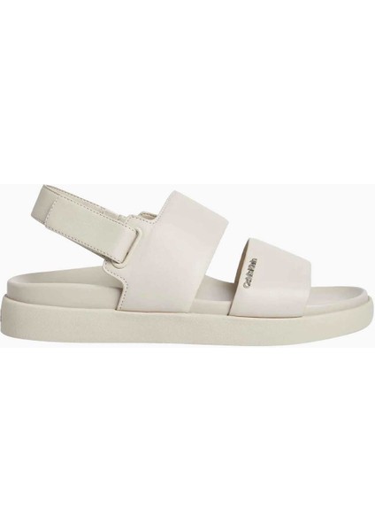 Flat Sandal Metal Logolu Kadın Sandalet