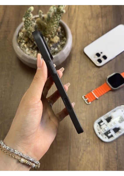 iPhone 16 Pro Max Uyumlu Süper Ince Mat Ultra Thin Silikon Kılıf modelleri