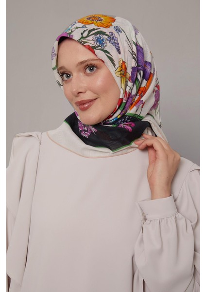 Siyah Papatya Desen Pamuk Eşarp